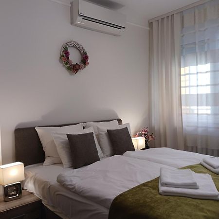 בודפשט Corner Apartment מראה חיצוני תמונה